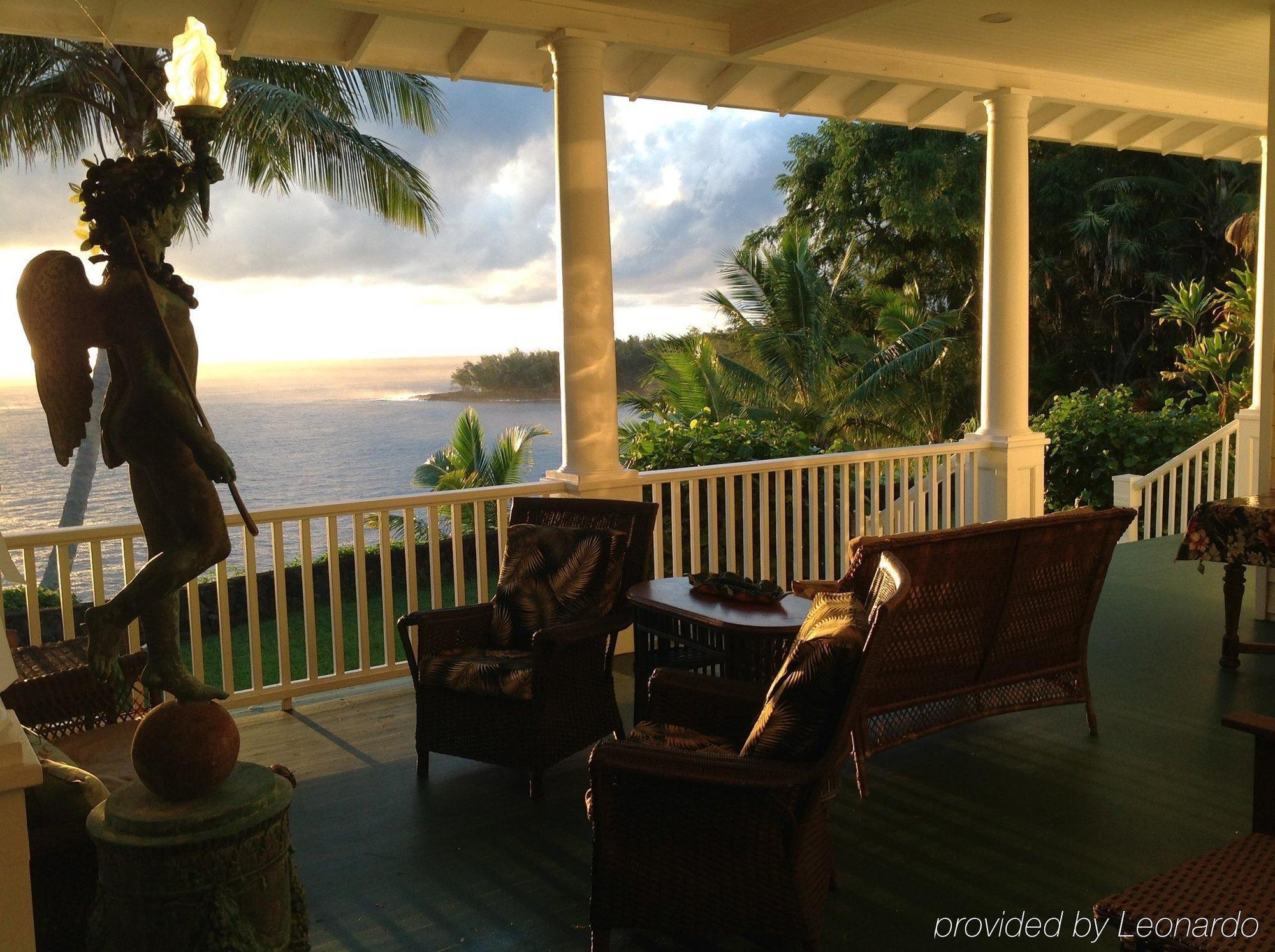 The Palms Cliff House Inn Honomu Екстериор снимка