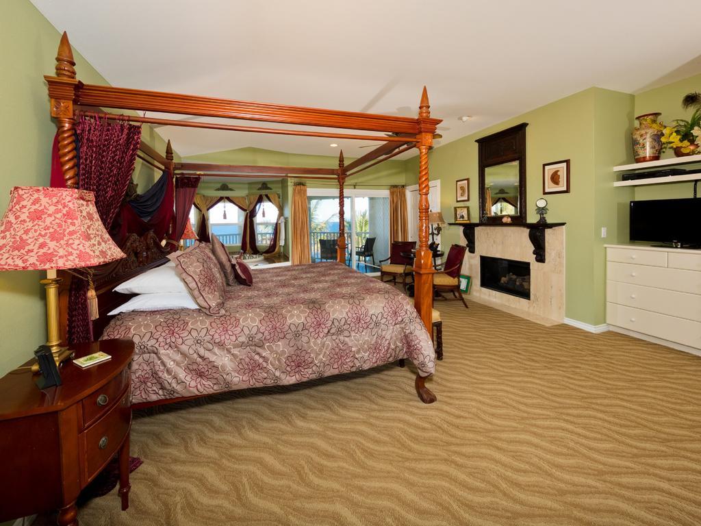 The Palms Cliff House Inn Honomu Екстериор снимка